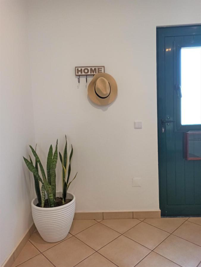 House Fifteen Орта Екстериор снимка